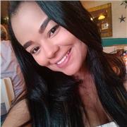 Abogada, profesora de Ciencias sociales, humanidades e historia, apasionada por la enseñanza e impartir conocimiento tanto dentro como fuera del aula